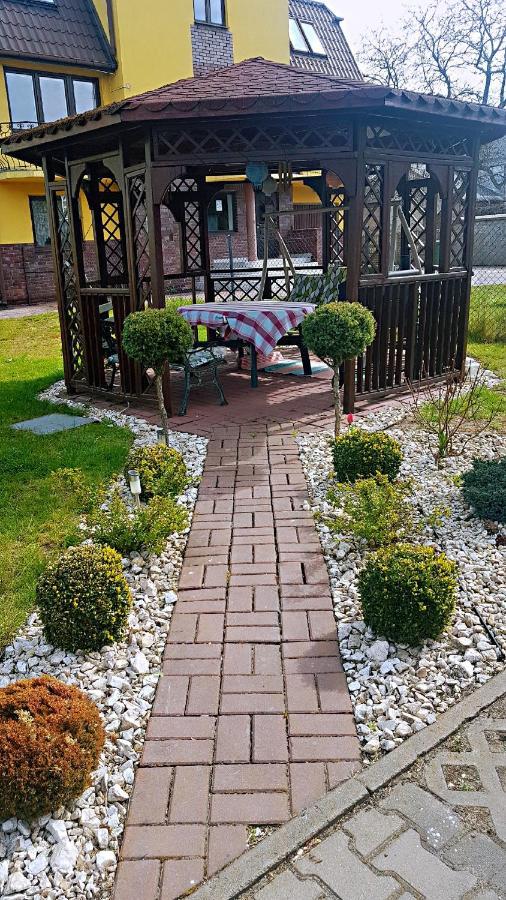 Pokoje Hotelowe Siedlczanka Siedlce Dış mekan fotoğraf